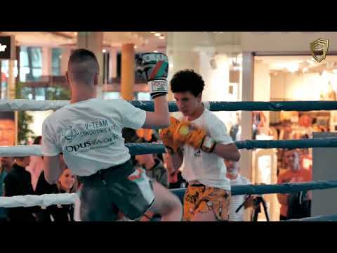 Embedded thumbnail for Superfight Series Hungary 9. - Sparring a Malom Központban